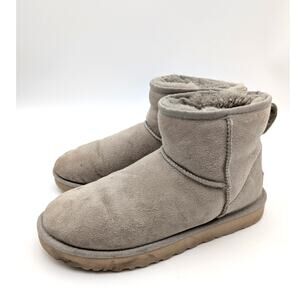UGG Classic Ultra Mini Platform Sheepskin Boots Womens Smoke Plume Size US9 EU40